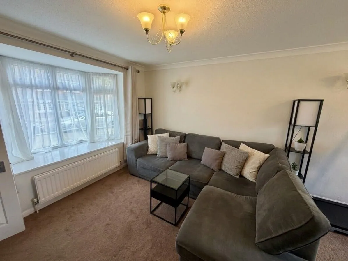 Lyneham Gardens, Maidenhead, SL6, photo 2