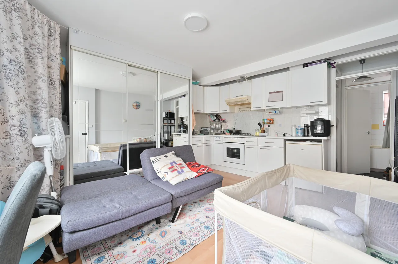 2 Bakery Mews, 102-104 Queens Avenue, Watford, photo 4