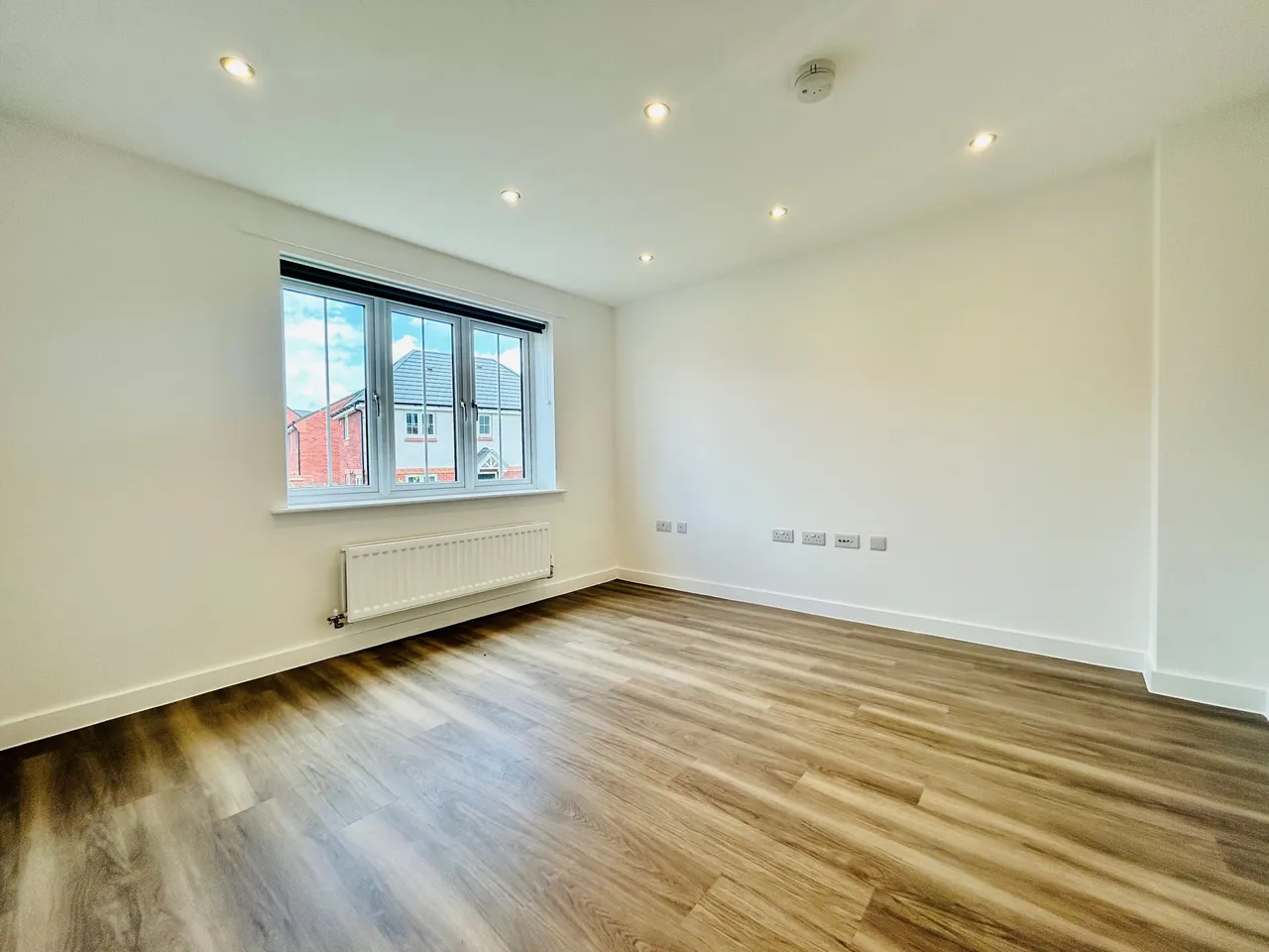 3 bed house to rent — Chandos Drive, Derby