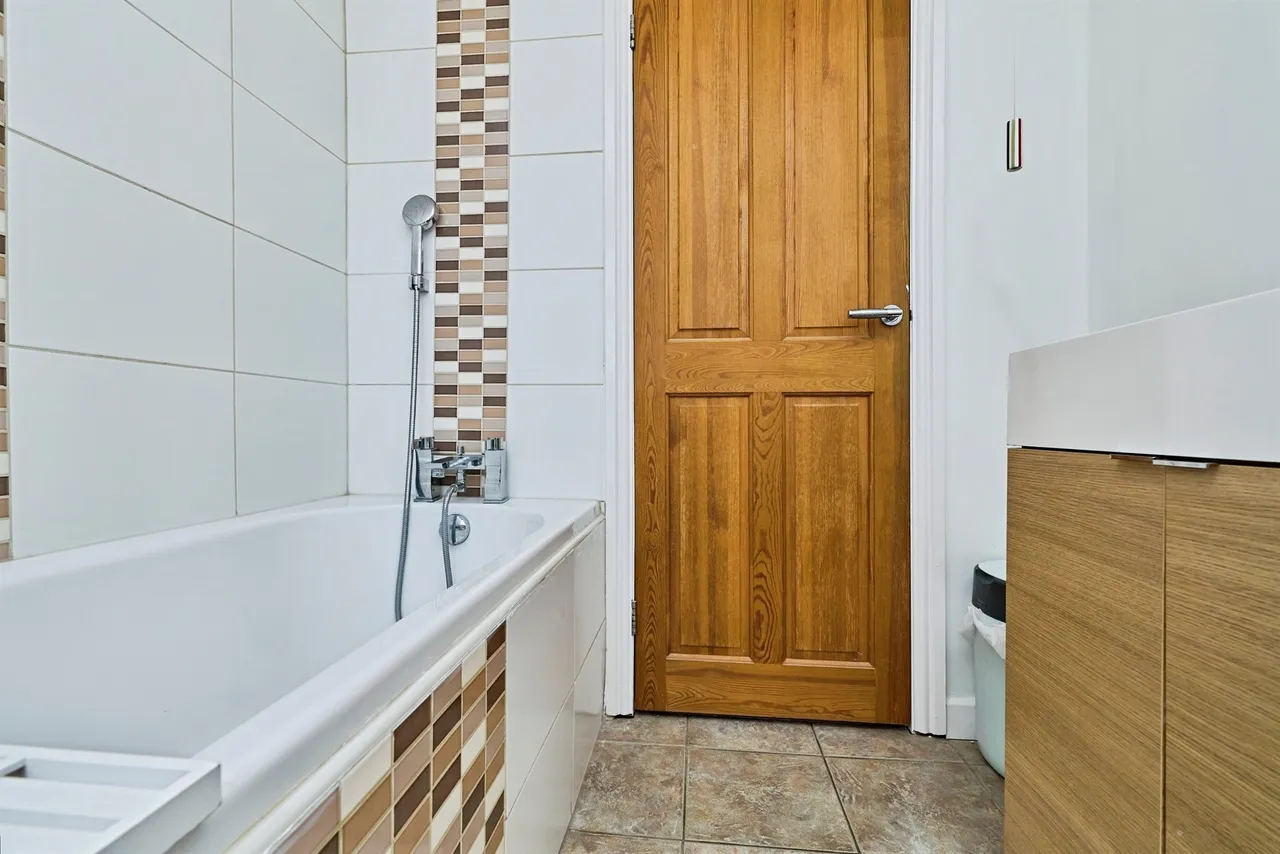 Hunts Lane, Willenhall, WV12, photo 16