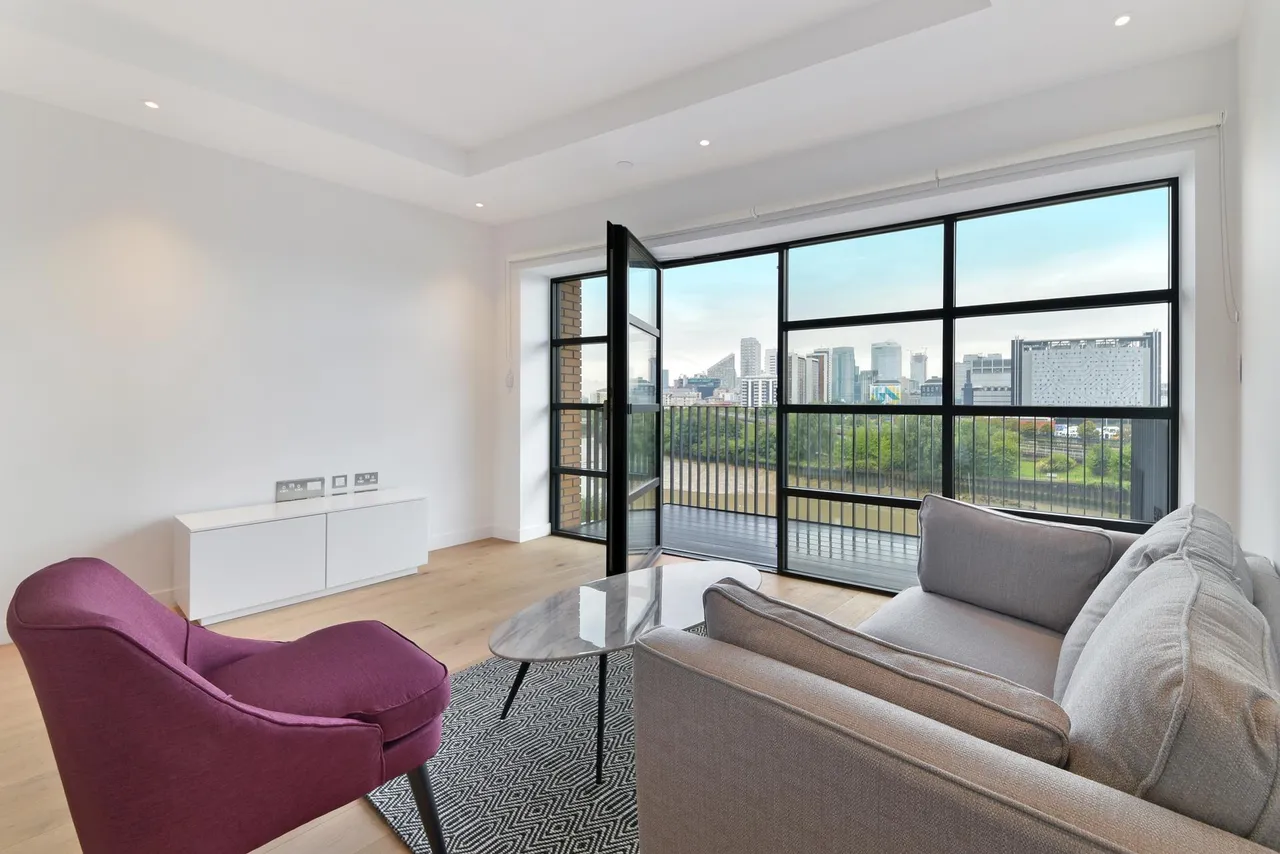 1 bed flat for sale, Hope Street, E14