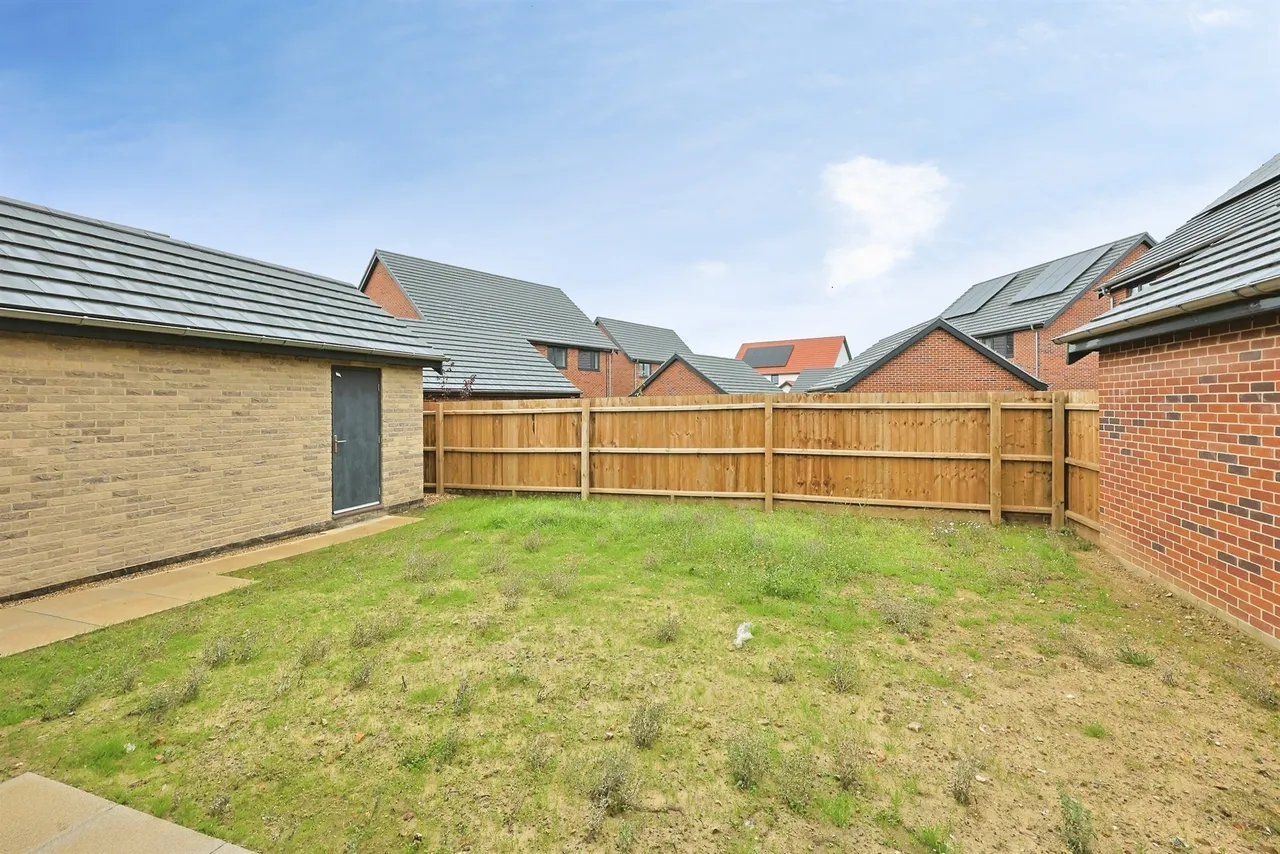 Cygnet Rise, Swaffham, PE37, photo 23