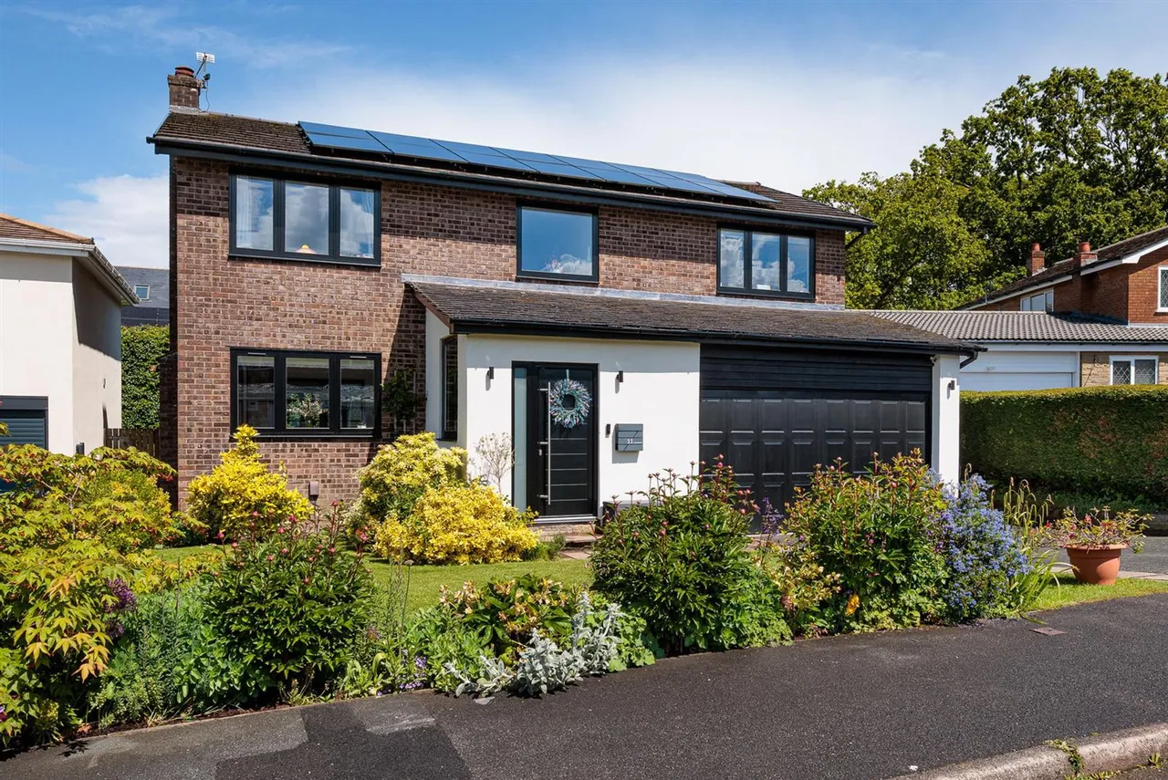 4 bed house for sale, Downesway, Alderley Edge, SK9