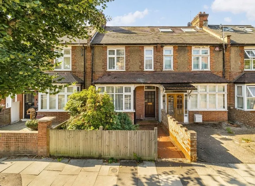 3 bed house for sale, Babington Road, Hendon, NW4