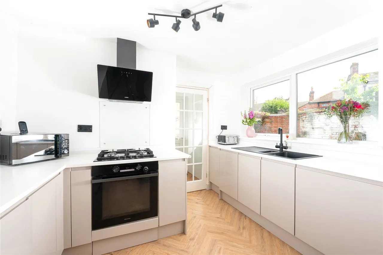 Spring Gardens, Newport Pagnell, MK16, photo 6