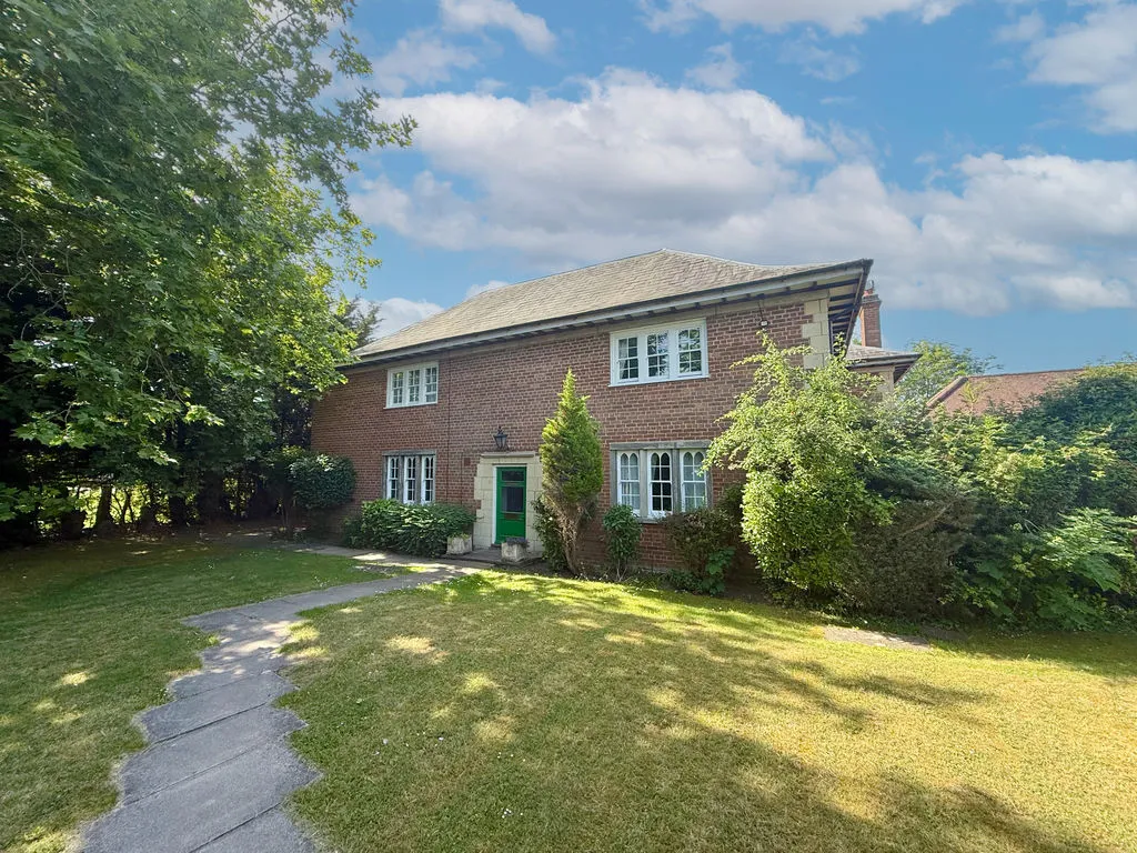 Burnhams Field, Weston Turville HP22 5AF, photo 12
