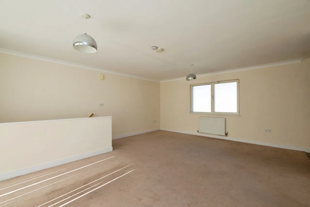 Church Road, Barking, IG11, photo 7