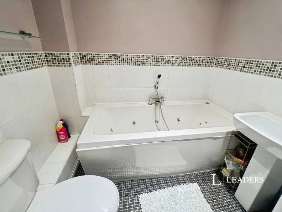 Horton Way, Stapeley, CW5, photo 9