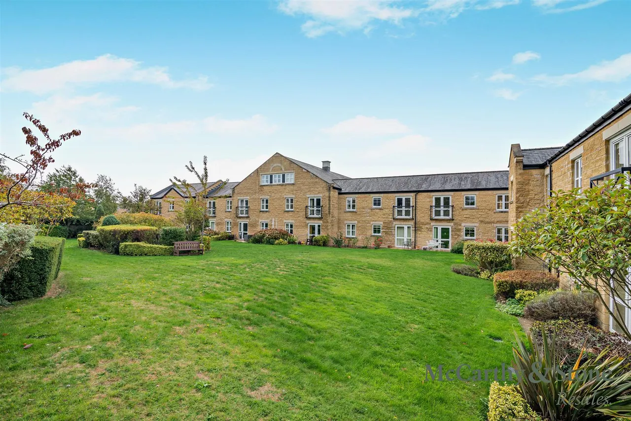 Castle Howard Road, Malton, YO17, photo 11
