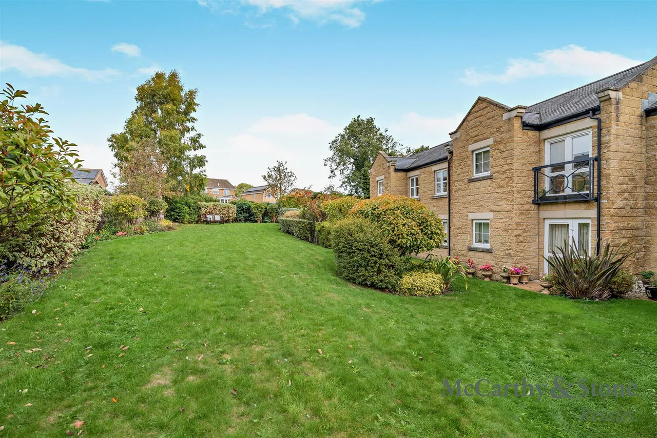Castle Howard Road, Malton, YO17, photo 9