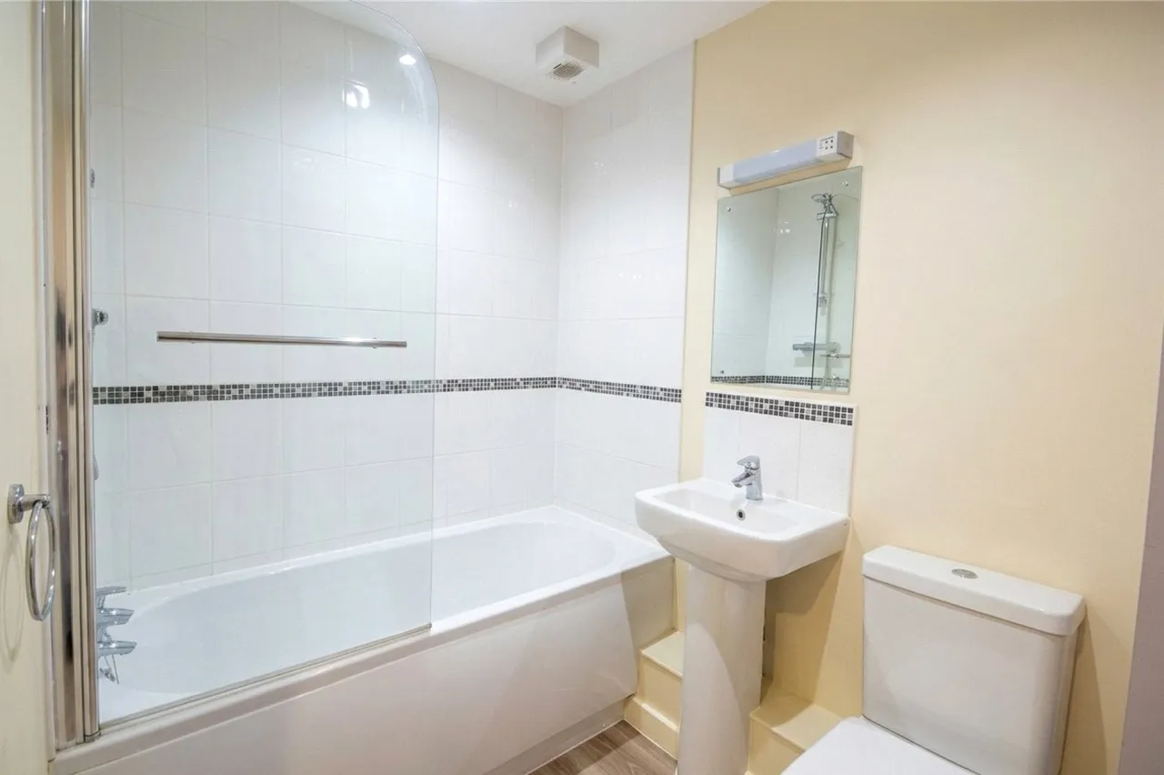 Royal Victoria Court, Royal Victoria Park, BS10, photo 7