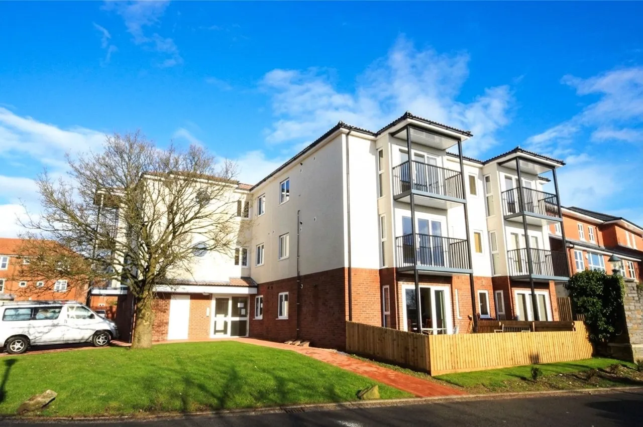 Royal Victoria Court, Royal Victoria Park, BS10, photo 5