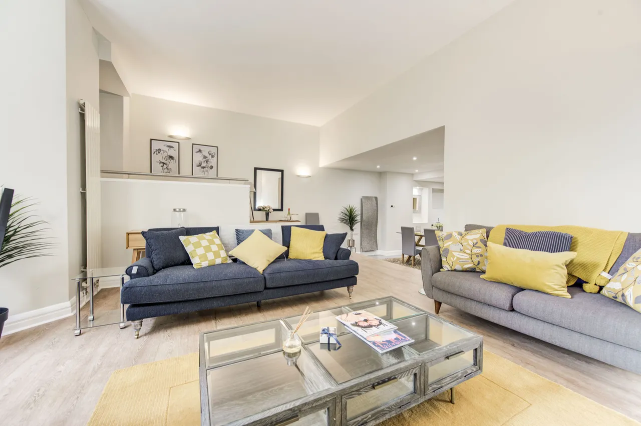 39a Earls Court Square, London, photo 4