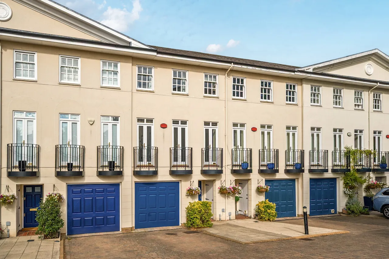 4 bed house for sale, Henry Tate Mews, Streatham, SW16