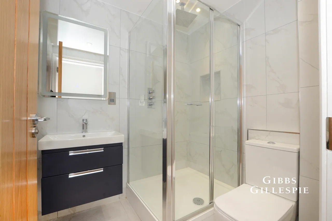 High Street, Rickmansworth Fees Apply, WD3, photo 5