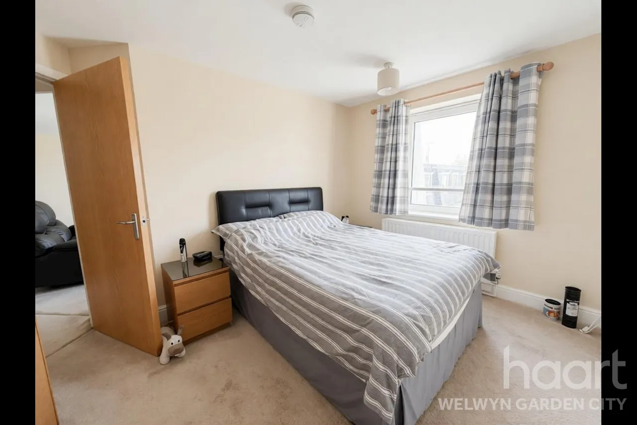 Moors Walk, Welwyn Garden City, AL7, photo 7