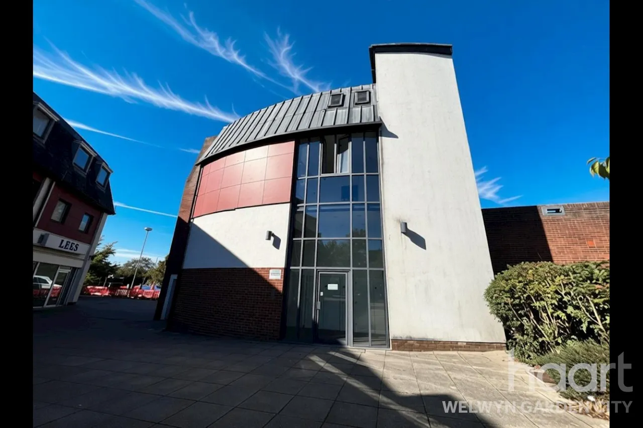 Moors Walk, Welwyn Garden City, AL7, photo 16