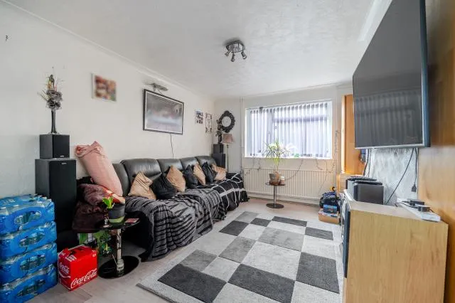 Wylie Close, Headington, OX3, photo 4