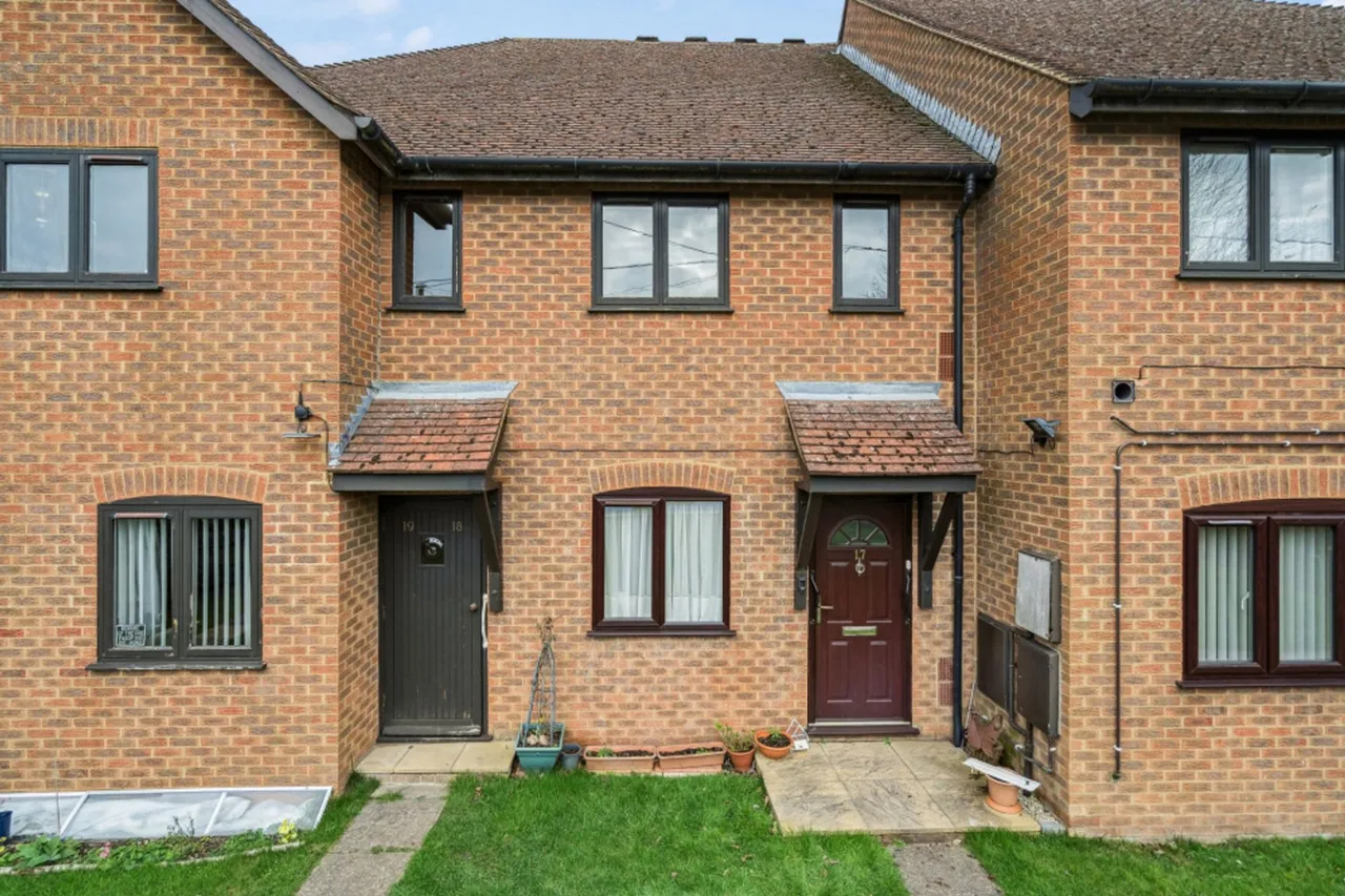 Main Road, Naphill, HP14, photo 14
