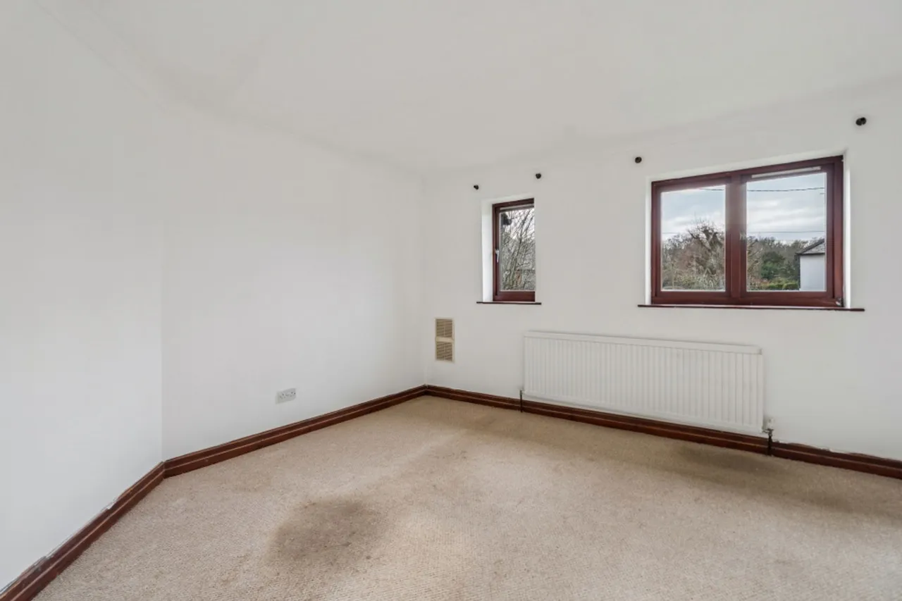 Main Road, Naphill, HP14, photo 7