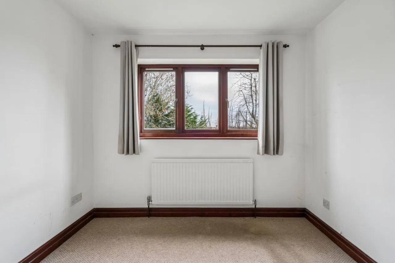 Main Road, Naphill, HP14, photo 5