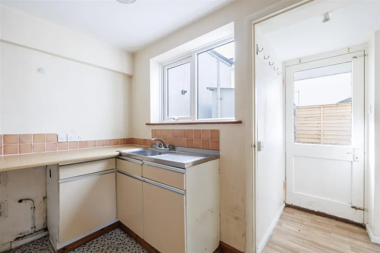 London Road, Halesworth, IP19, photo 8