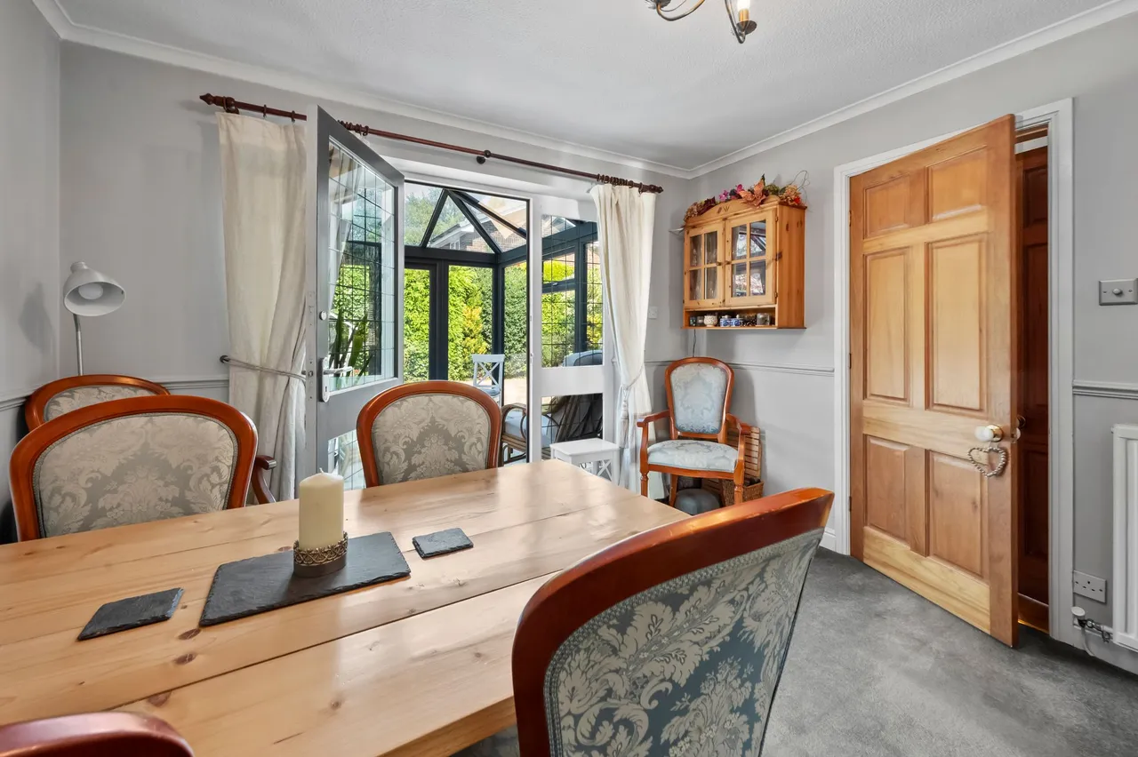 Dundee Close, Fearnhead, Warrington, Warrington, WA2 0UL, photo 17