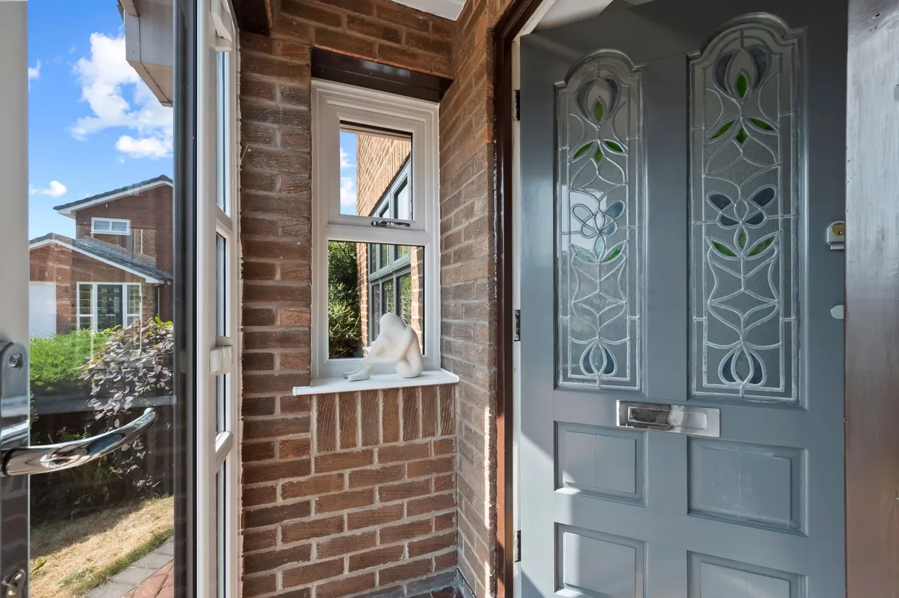 Dundee Close, Fearnhead, Warrington, Warrington, WA2 0UL, photo 5