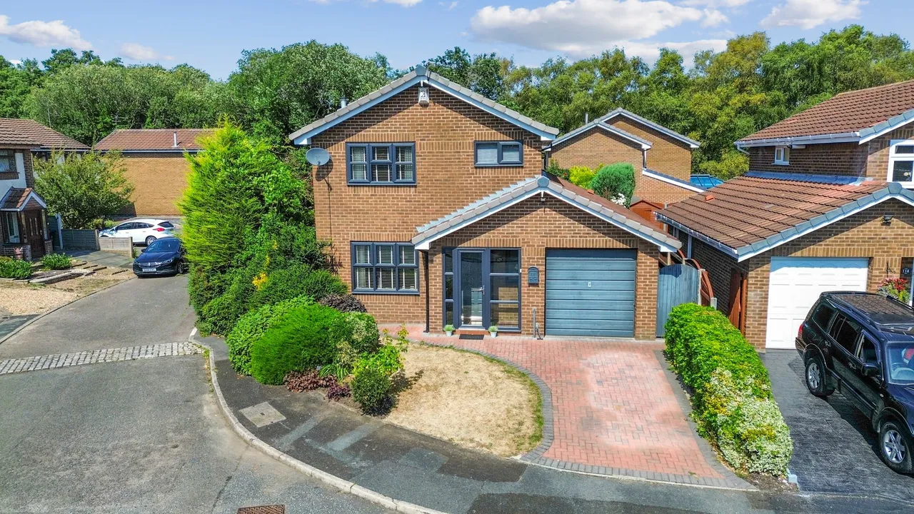 3 bed house for sale — Dundee Close, Fearnhead, Warrington, Warrington, WA2 0UL