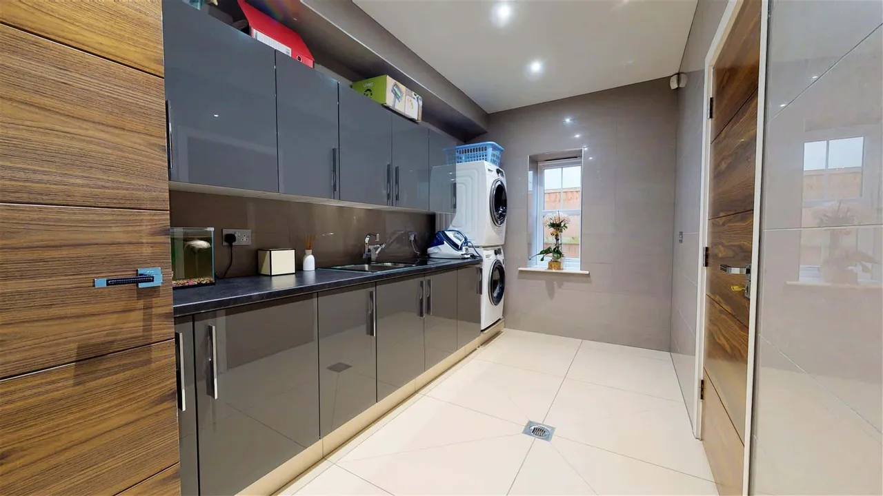 Forest Lane, Chigwell, photo 8