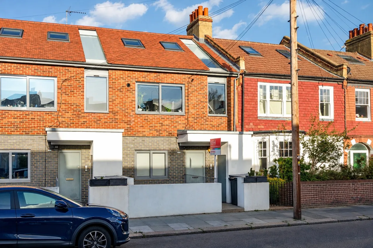 Radbourne Road, London, SW12, photo 3