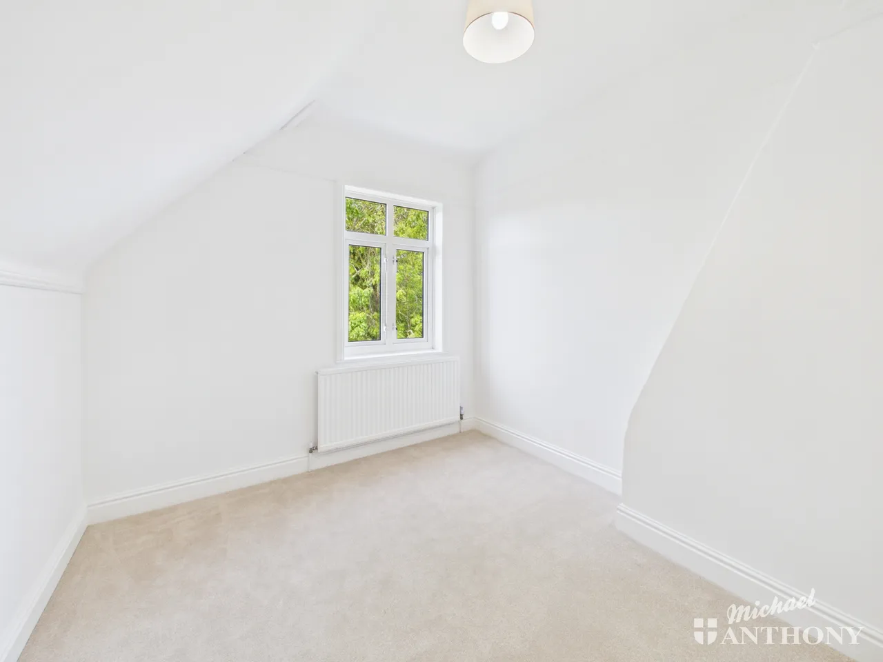 Aylesbury Road, Bierton, HP22, photo 6