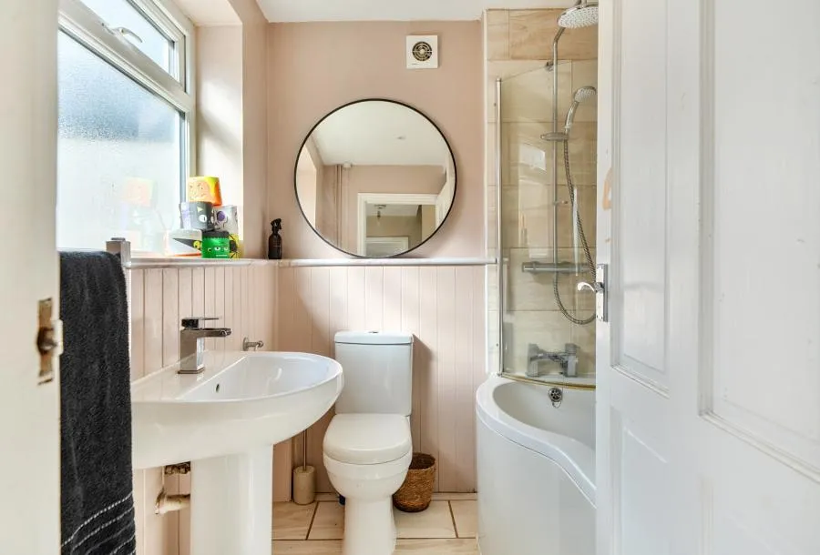 Westcourt Drive, Oldland Common, BS30, photo 9