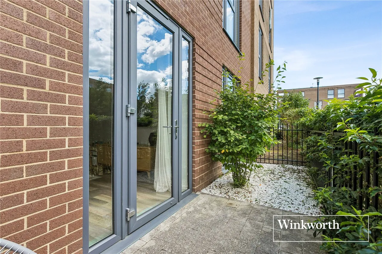 Station Road, Borehamwood, Hertfordshire, WD6, photo 12