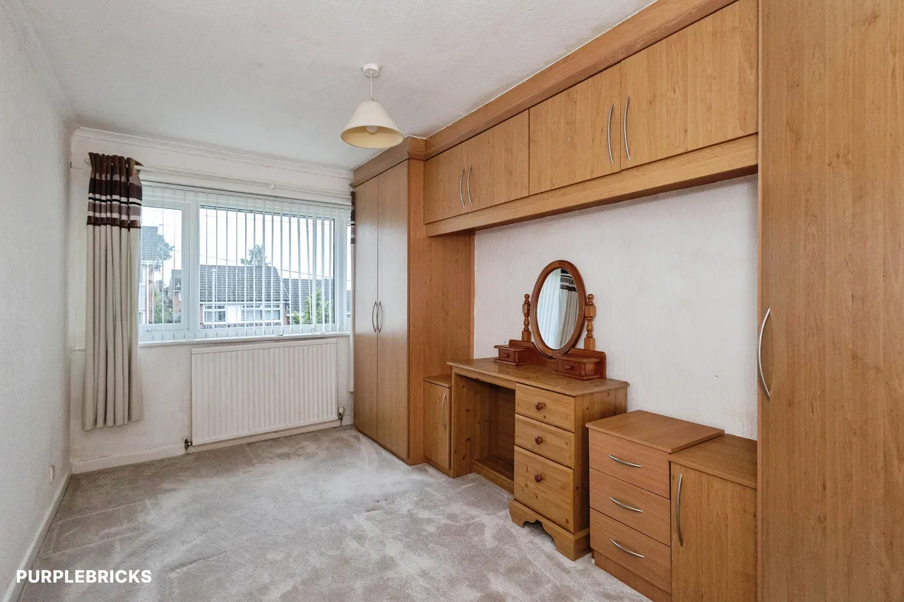 Park Crescent, Oldham, OL9, photo 13