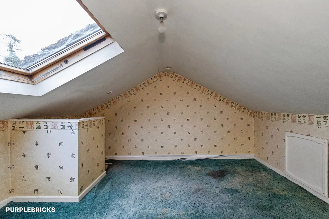 Park Crescent, Oldham, OL9, photo 21