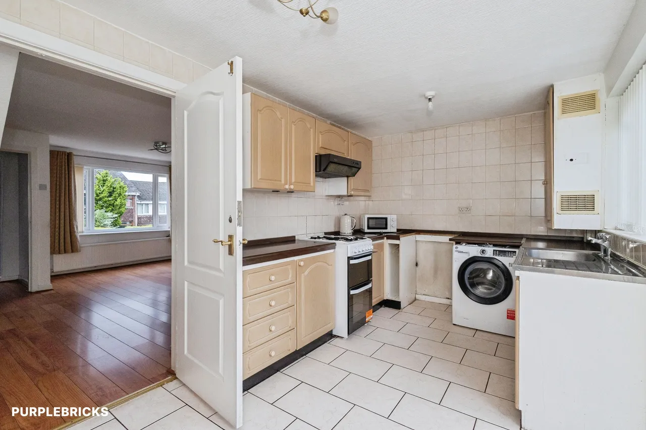 Park Crescent, Oldham, OL9, photo 8