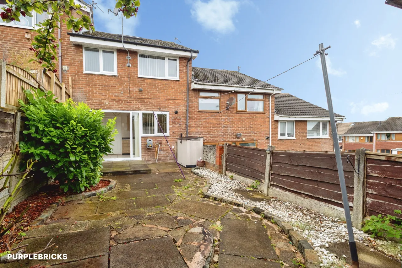 Park Crescent, Oldham, OL9, photo 22