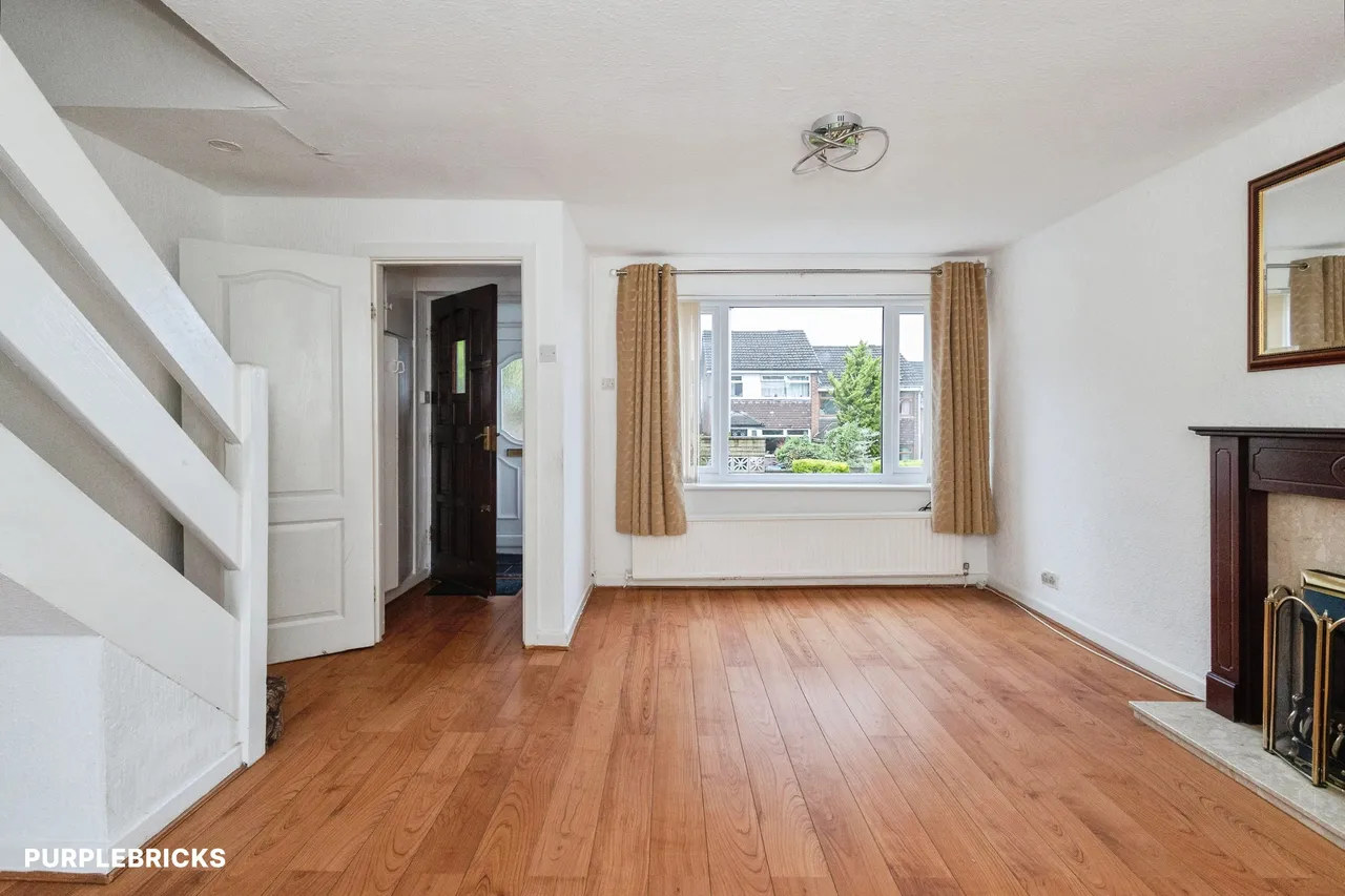 Park Crescent, Oldham, OL9, photo 5