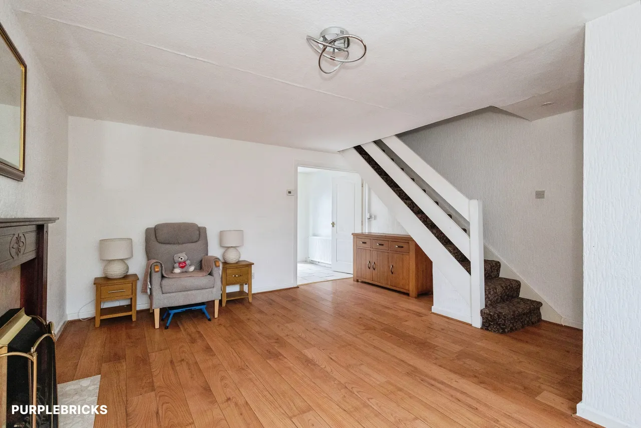 Park Crescent, Oldham, OL9, photo 6