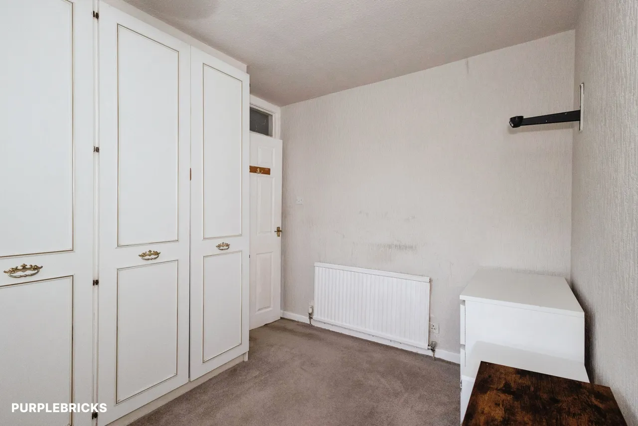Park Crescent, Oldham, OL9, photo 17