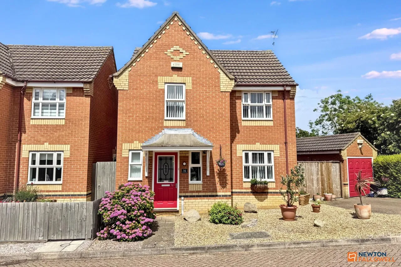 3 bed house for sale, Redwing Close, Stanground, PE2