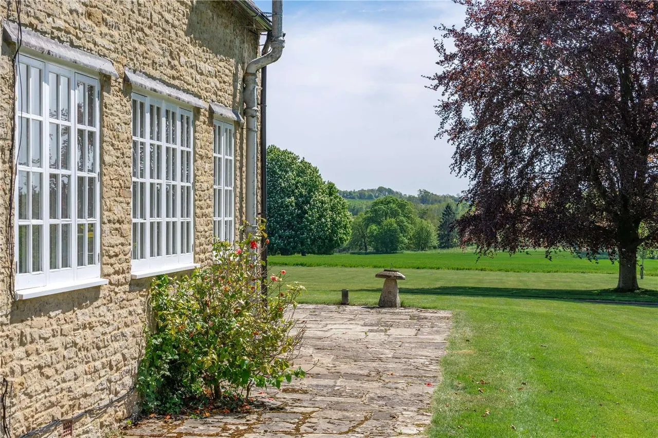 Lower Aynho Grounds, Aynho, Banbury, Oxfordshire, OX17 3BW, photo 6