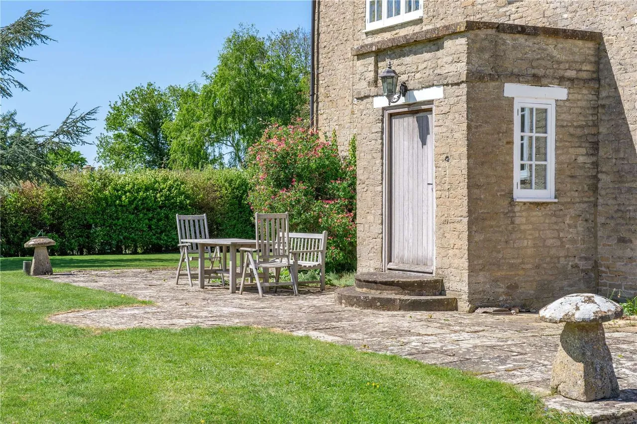 Lower Aynho Grounds, Aynho, Banbury, Oxfordshire, OX17 3BW, photo 5
