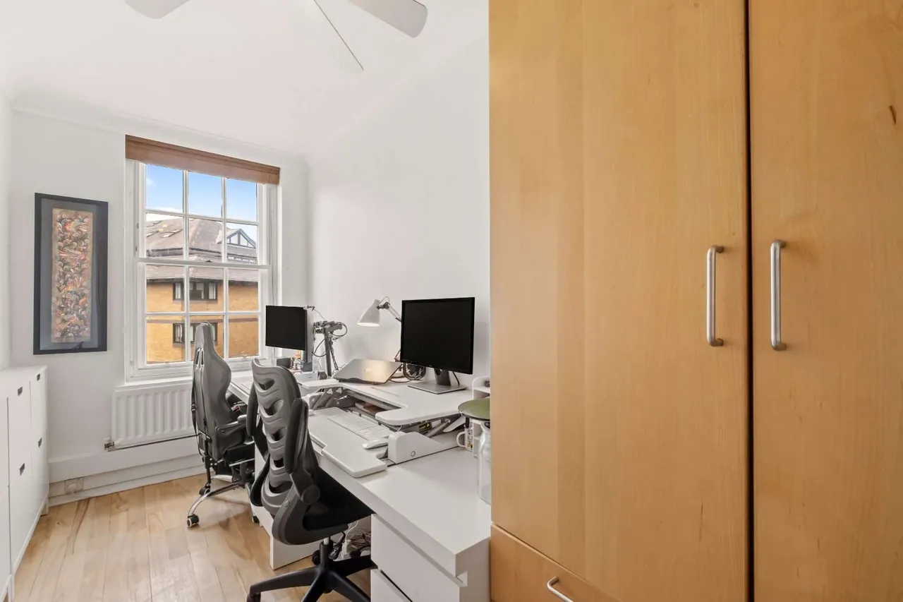 Vicarage Crescent, London, SW11 3LG, photo 8