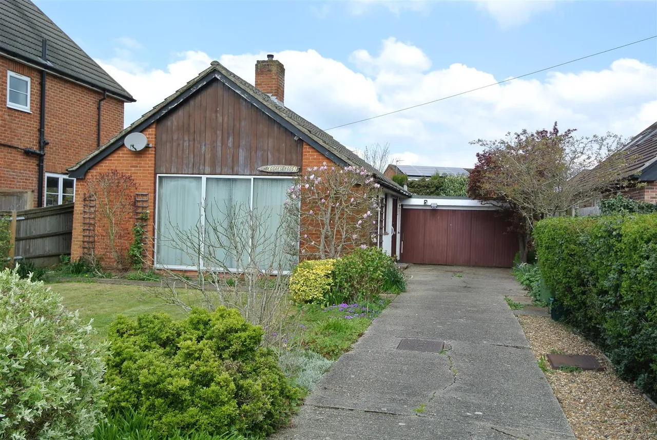 Green Road, Thorpe, Surrey, TW20 8QS, photo 20
