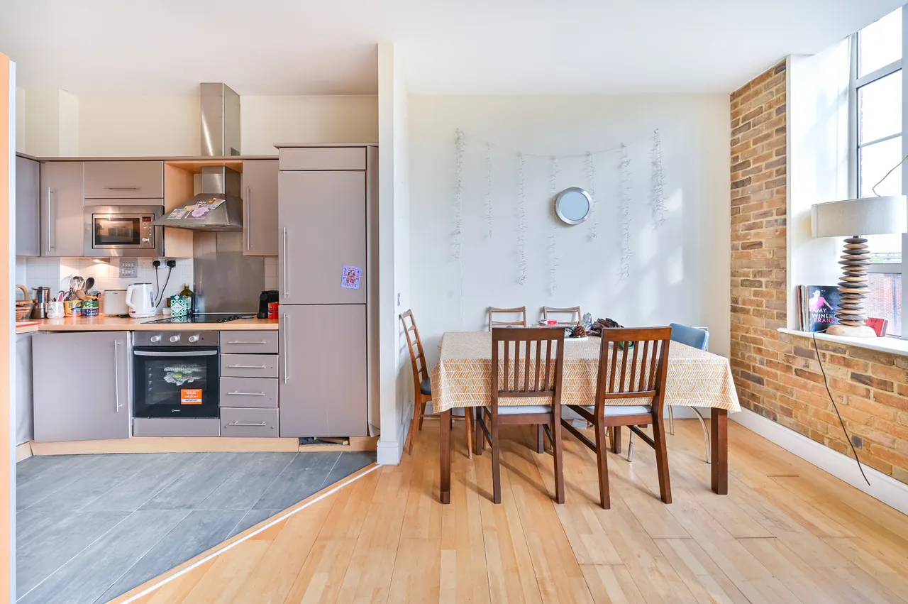 311 South City Court, 52 Peckham Grove, London, photo 7