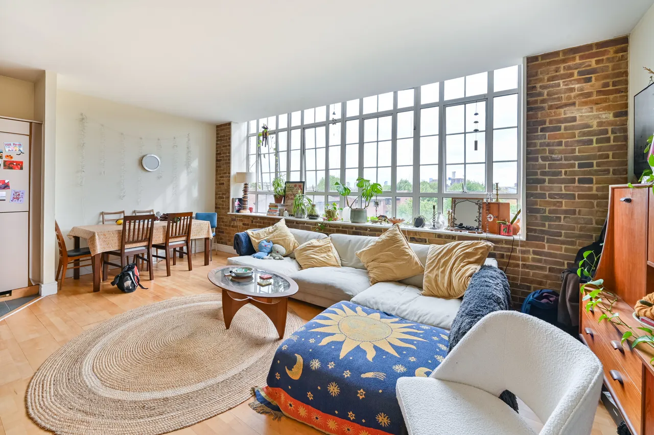 311 South City Court, 52 Peckham Grove, London, photo 2