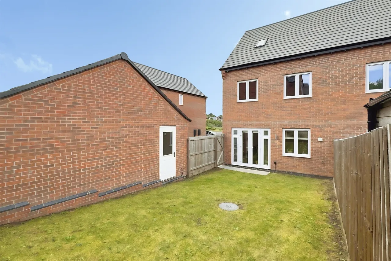 Lindhurst Way West, Mansfield, NG18, photo 18