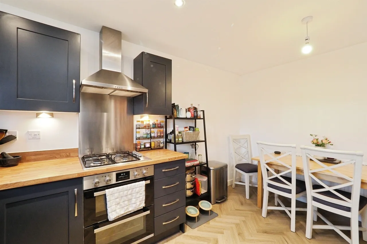Lindhurst Way West, Mansfield, NG18, photo 8